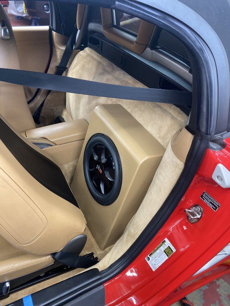 CAR AUDIO / MULTIMEDIA