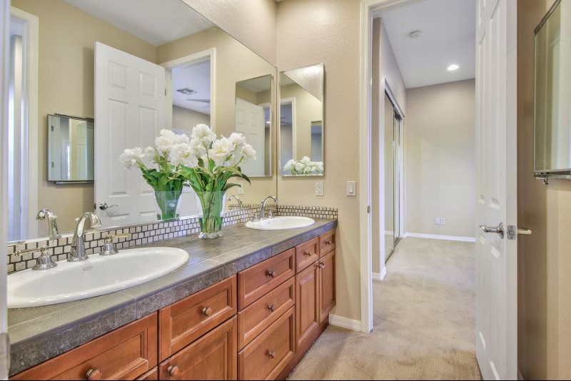 Sold Properties - 2849 E Clifton Court