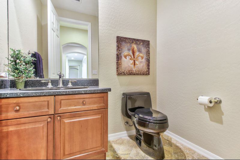 Sold Properties - 2849 E Clifton Court