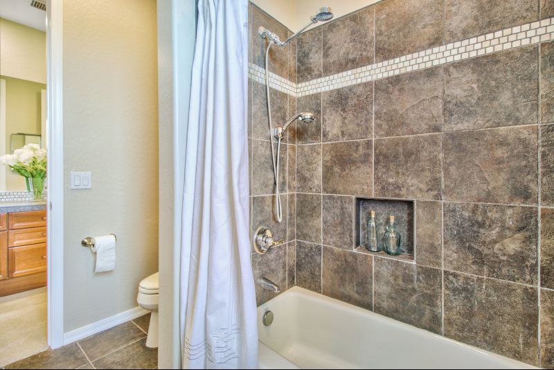 Sold Properties - 2849 E Clifton Court