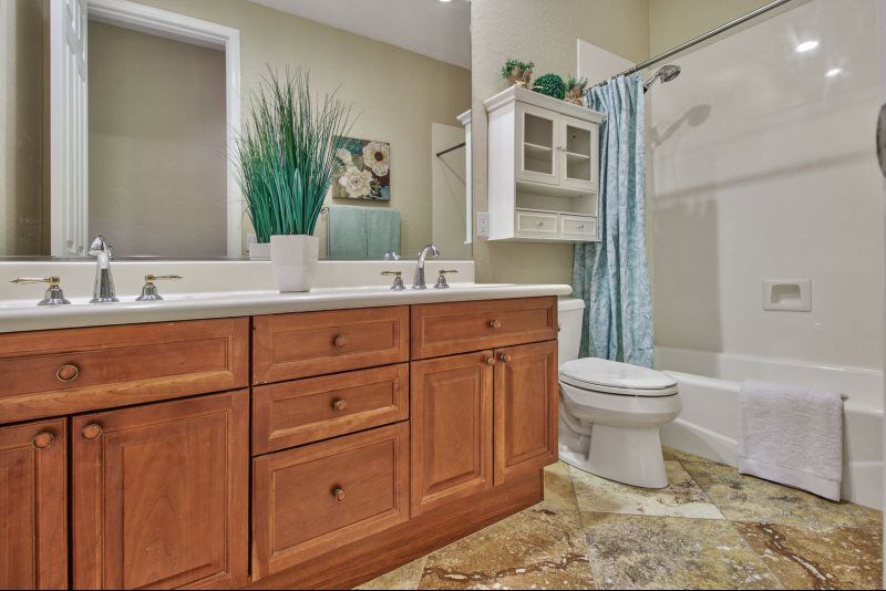 Sold Properties - 2849 E Clifton Court