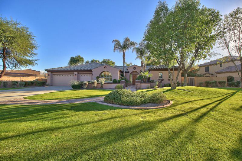 Sold Properties - 2849 E Clifton Court