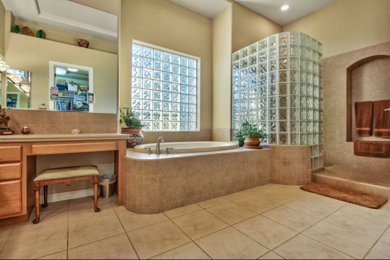 Sold Properties - 370 E Canyon Creek