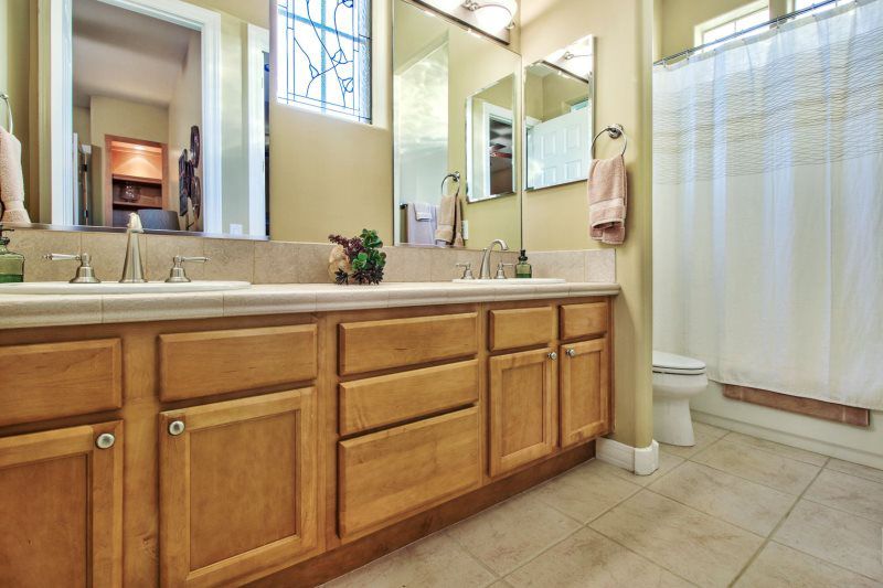 Sold Properties - 370 E Canyon Creek