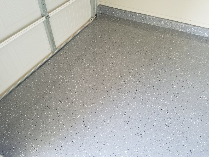 Epoxy (Silver with Asphalt flake)