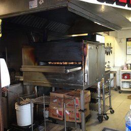 Buffalo Bill's Roadhouse -Hot wings & Cold Beer