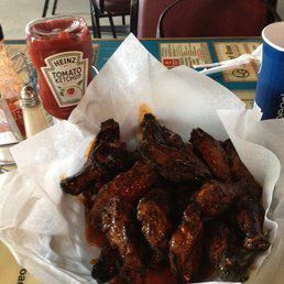 Buffalo Bill's Roadhouse -Hot wings & Cold Beer