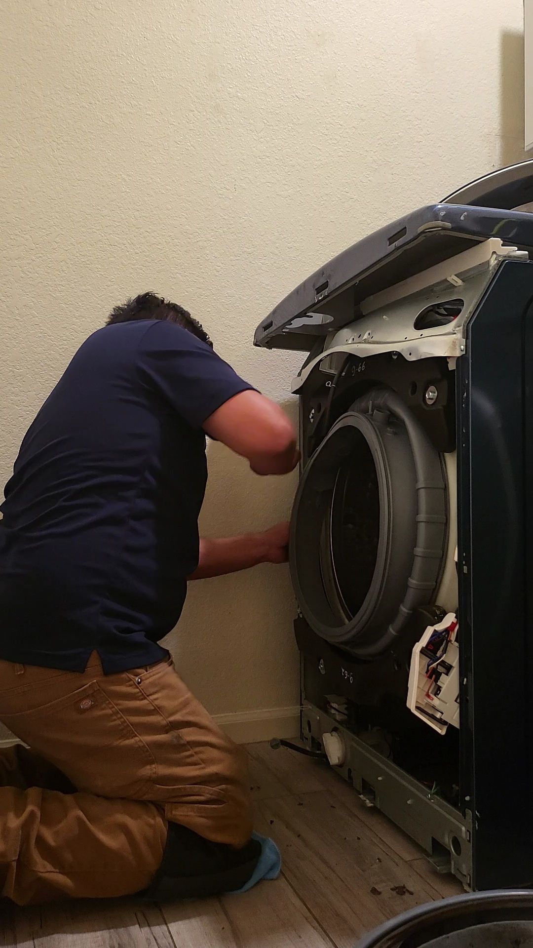 Hillside Appliance Services offers expert washing machine repair for