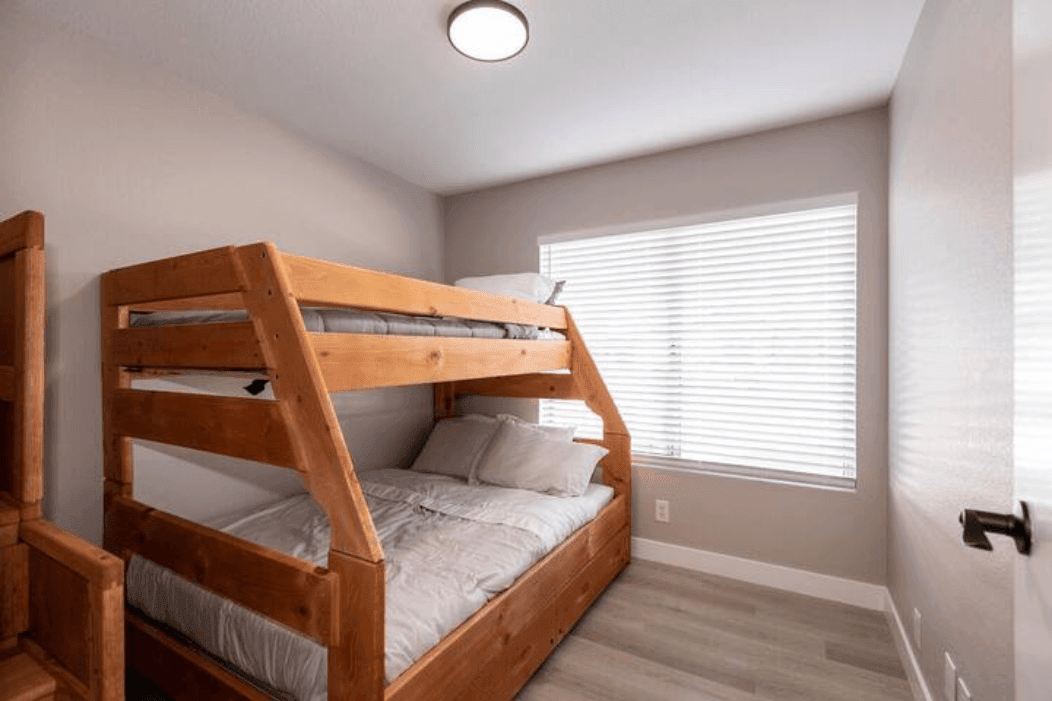 WEDGEWOOD WAY 11