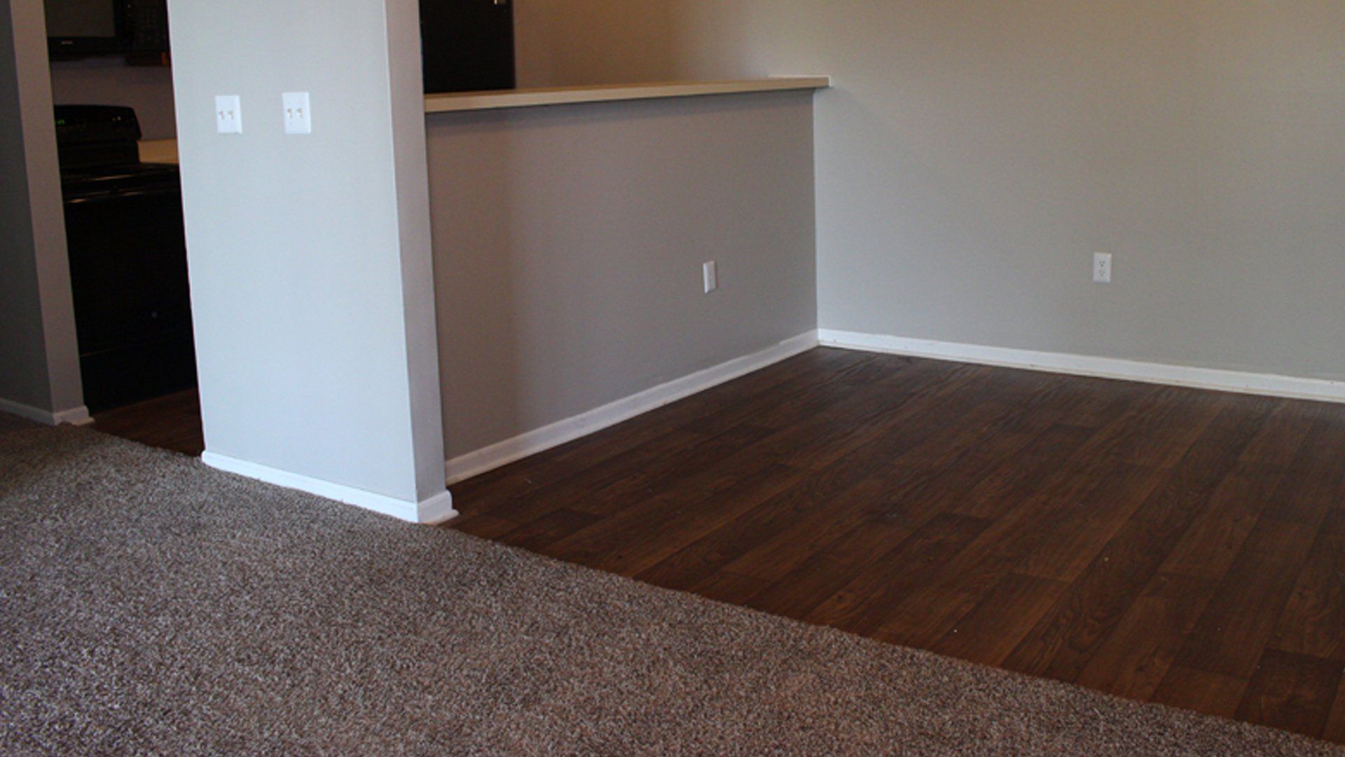 Valley Court Apartments