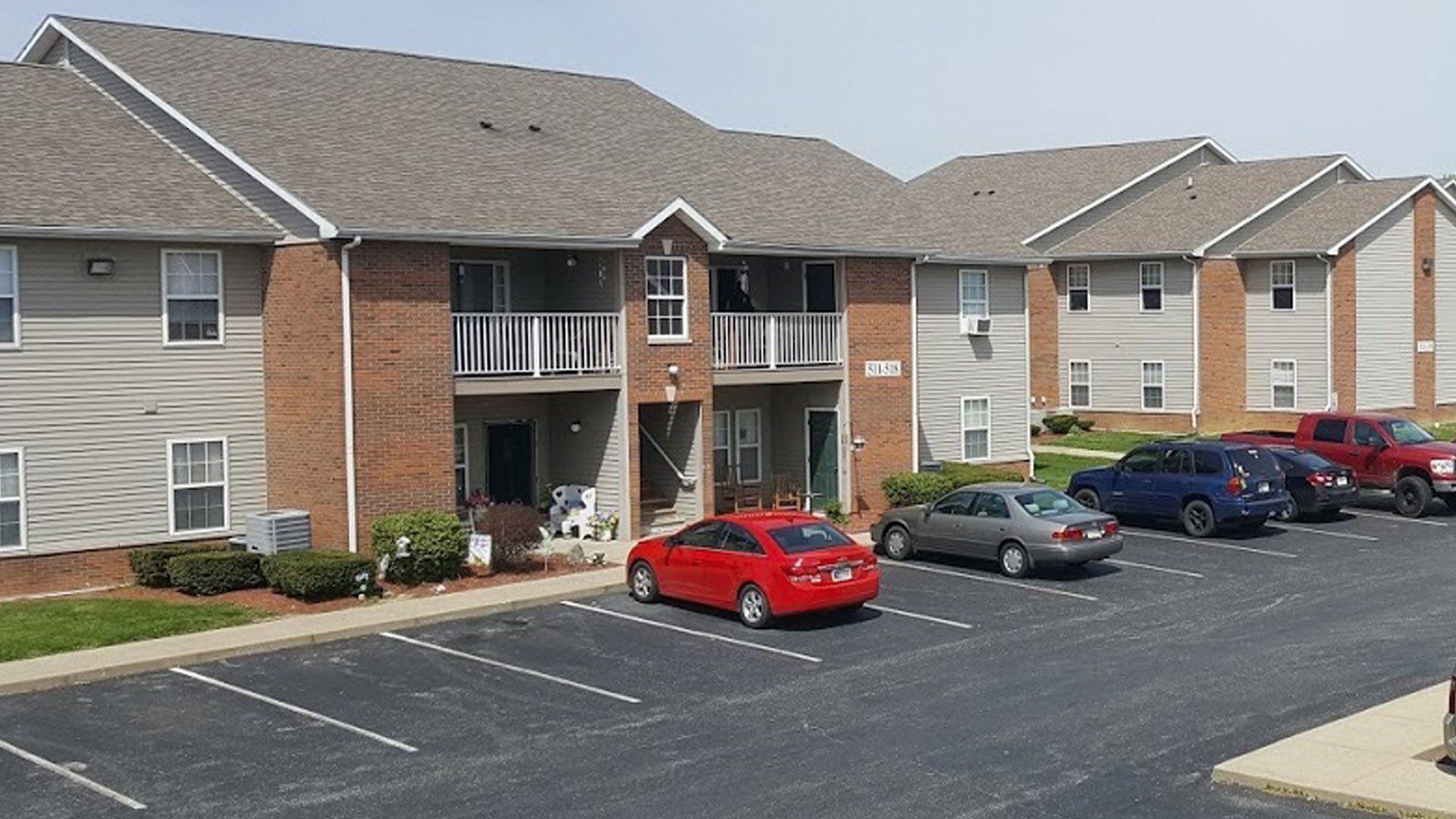 Valley Court Apartments