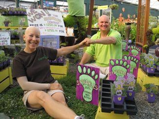 Bill goes bald to support Jenny