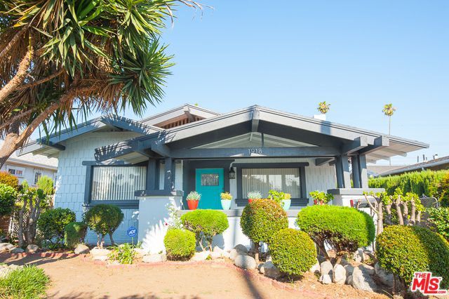 SOLD: 1918 Hillcrest Dr