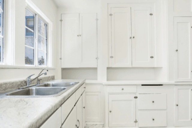 SOLD: 1730 N Kenmore Ave