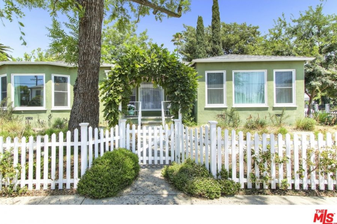 SOLD: 10703 Collins St