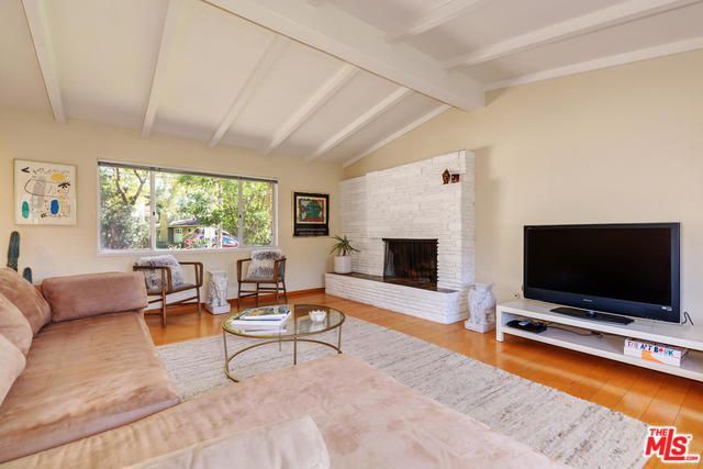 SOLD: 3595 Glenrose Ave.