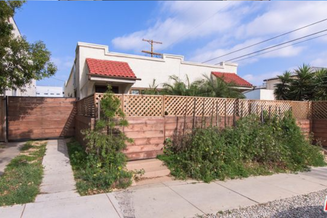 SOLD: 1962 N Commonwealth