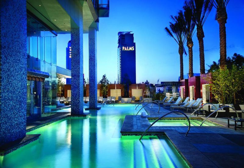 Palms Place