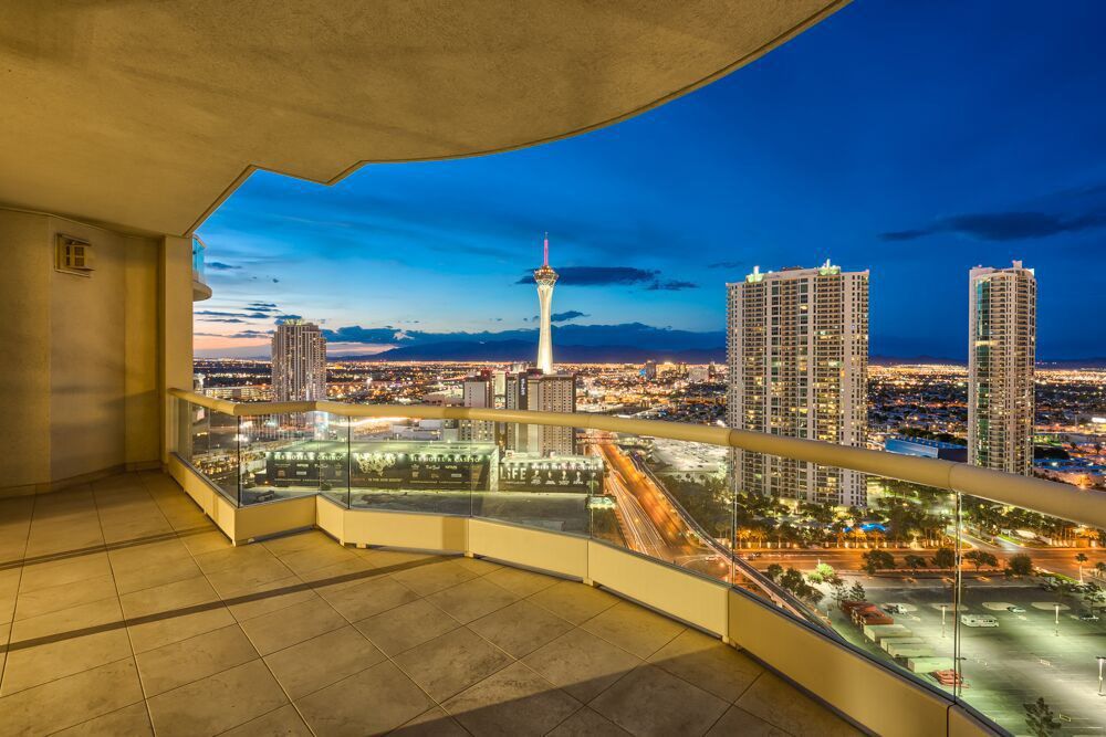 Turnberry Place 2