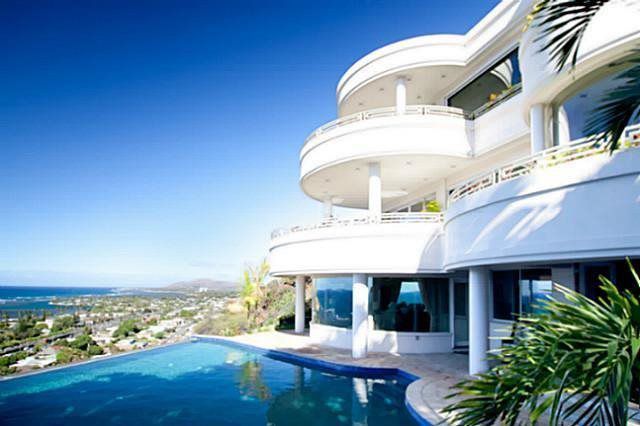 luxury residential property in Sarasota Florida