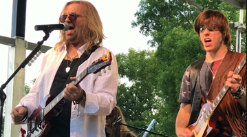 Project 3:13 concert performance