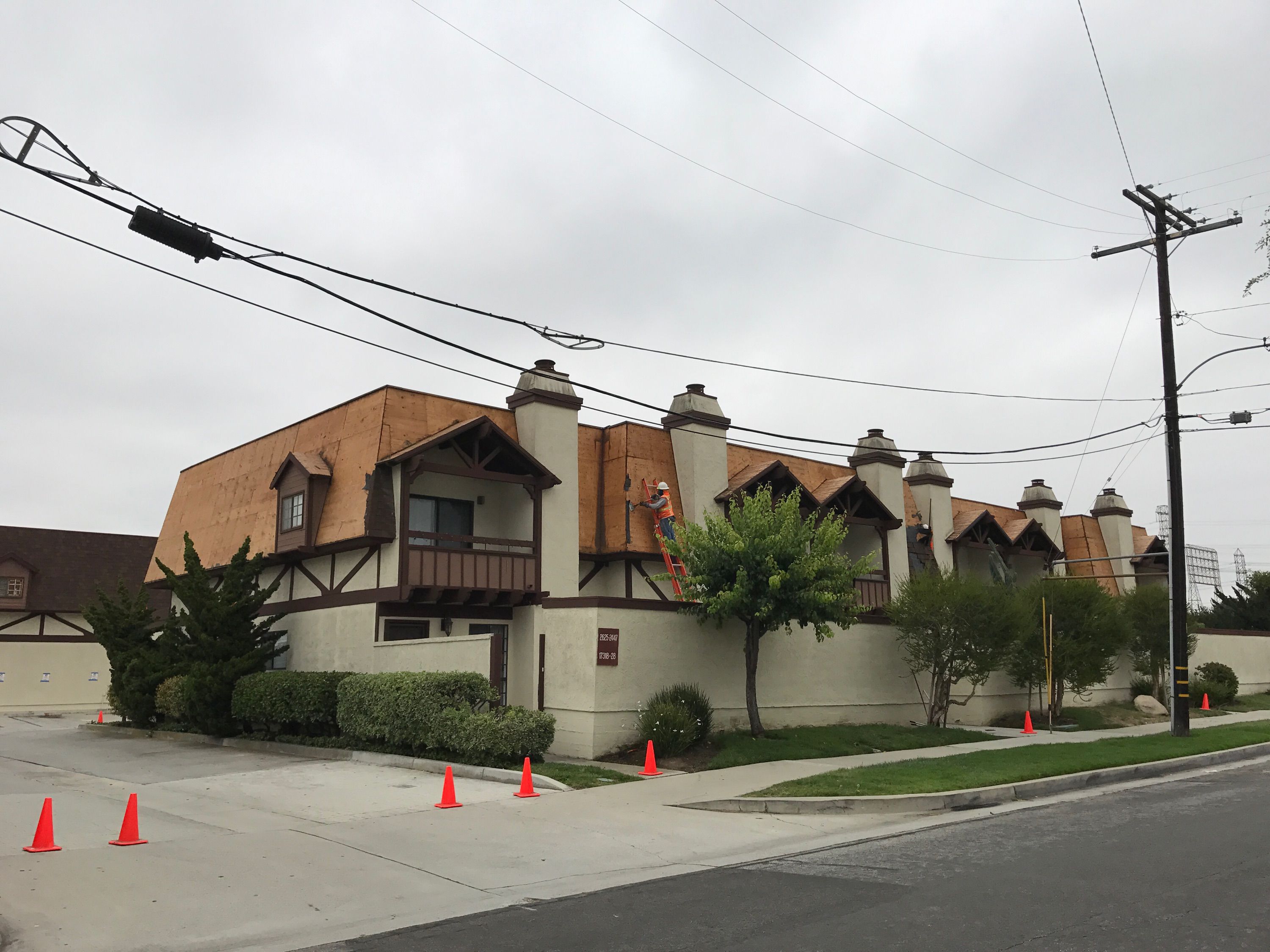 Home MiCasa Roof Removal