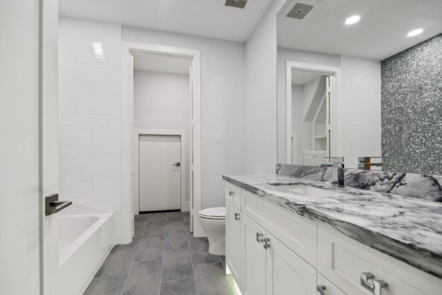 11033 ELLWOOD THE WOODLANDS TX 20