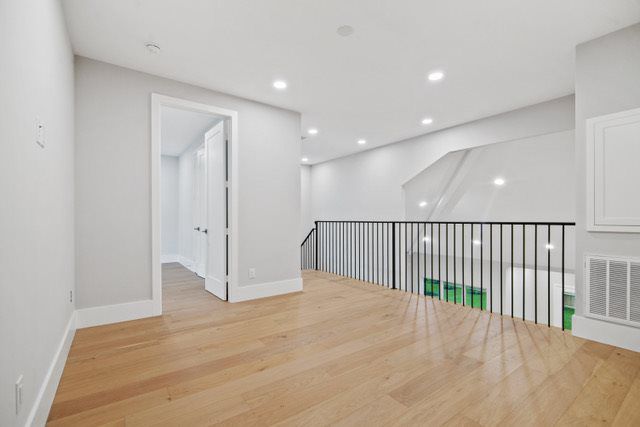 11033 ELLWOOD THE WOODLANDS TX 23