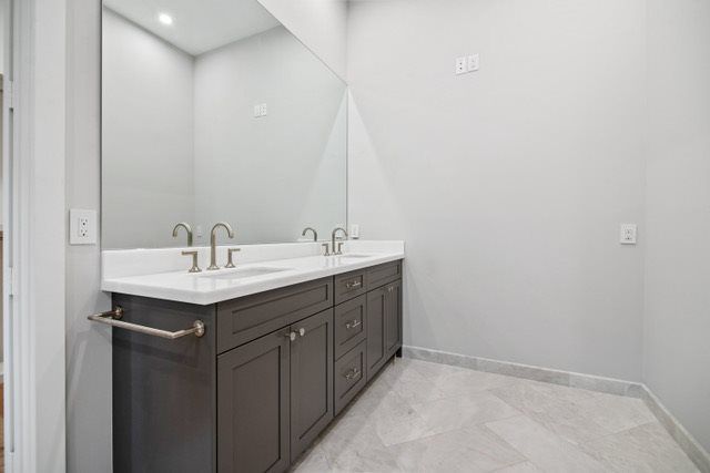 11033 ELLWOOD THE WOODLANDS TX 38