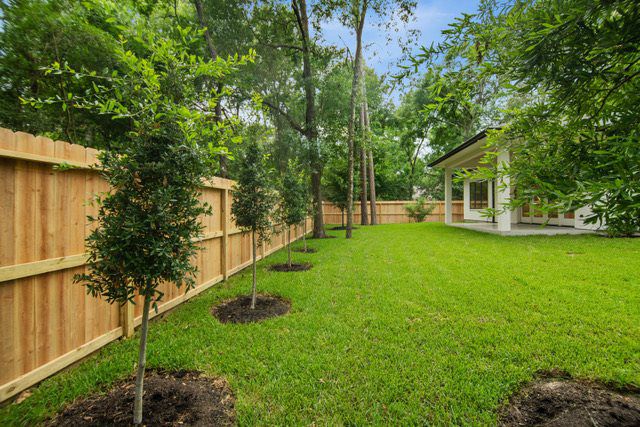 11033 ELLWOOD THE WOODLANDS TX 56