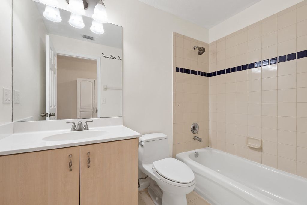 5606 Rambler Rose Way