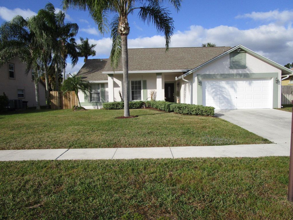 3719 Woods Walk Blvd