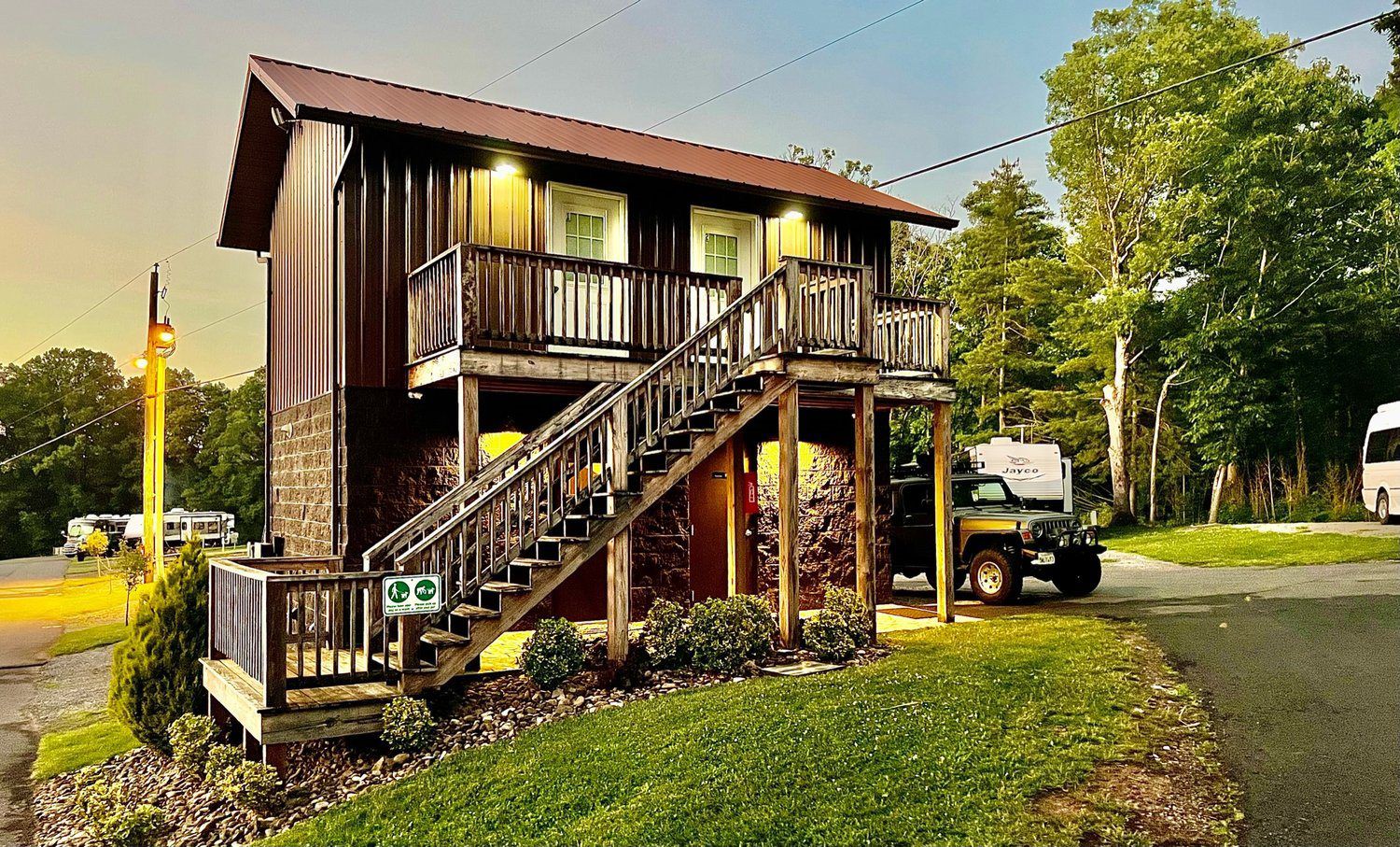 PRINCE AND PRINCESS SUITE