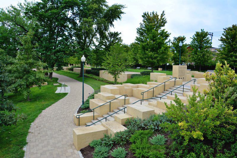 Lincoln Landing - Lockport, IL