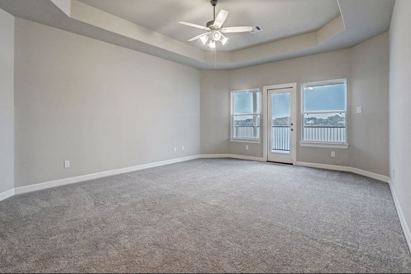 Lake Mija Village Searidge