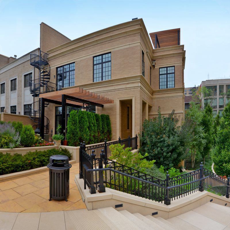 431 W. Deming - Chicago, IL