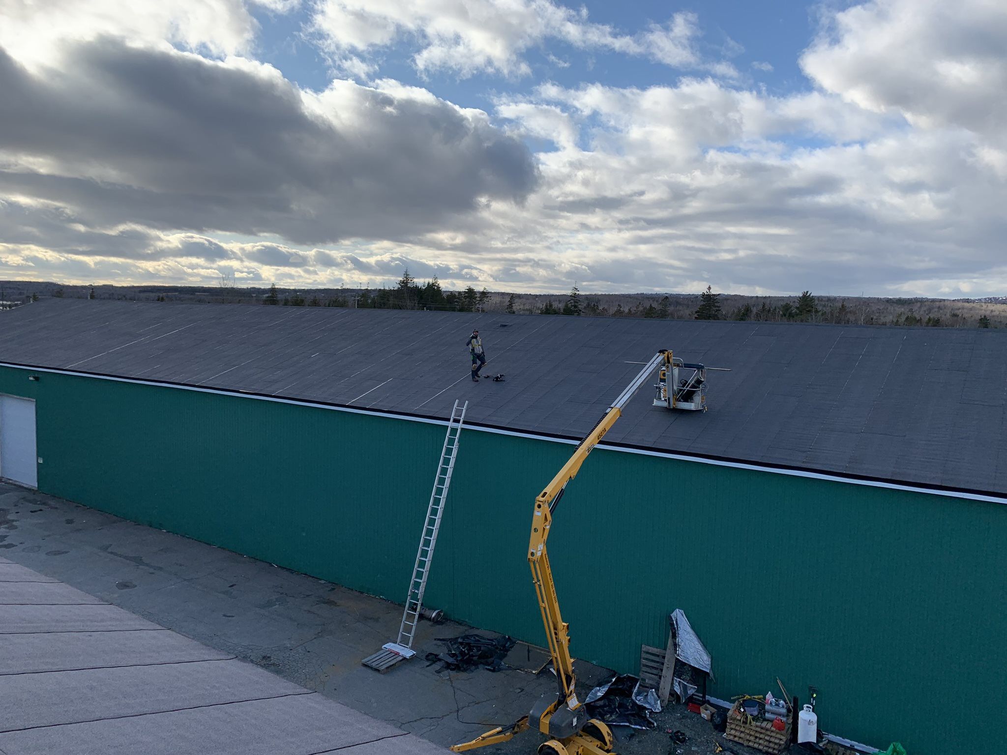 Large Warehouse Roof Installation