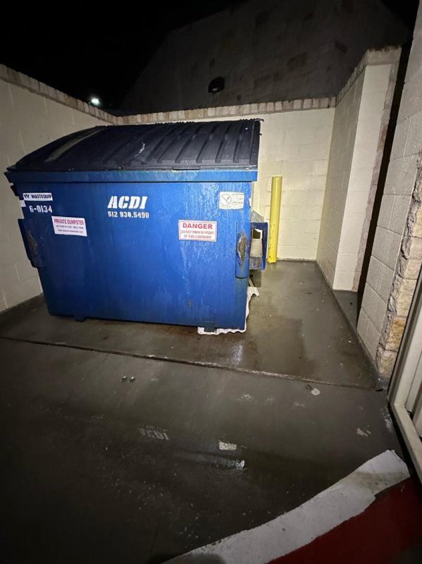 Dumpster Enclosure Cleaning In Kyle, TX