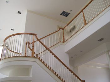 white contemporary staircase