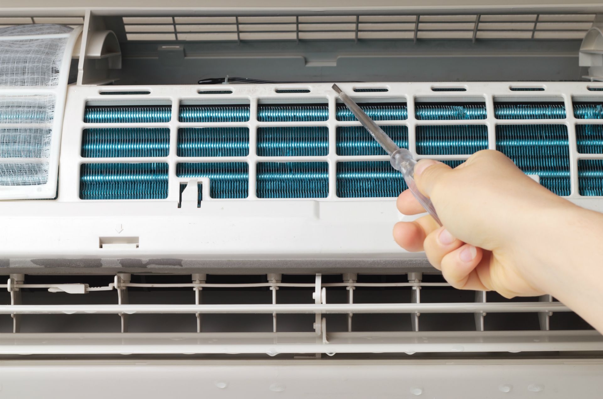 fixing air conditioner 