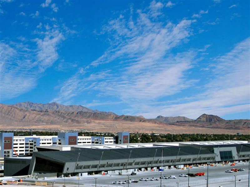 Roofing & Construction