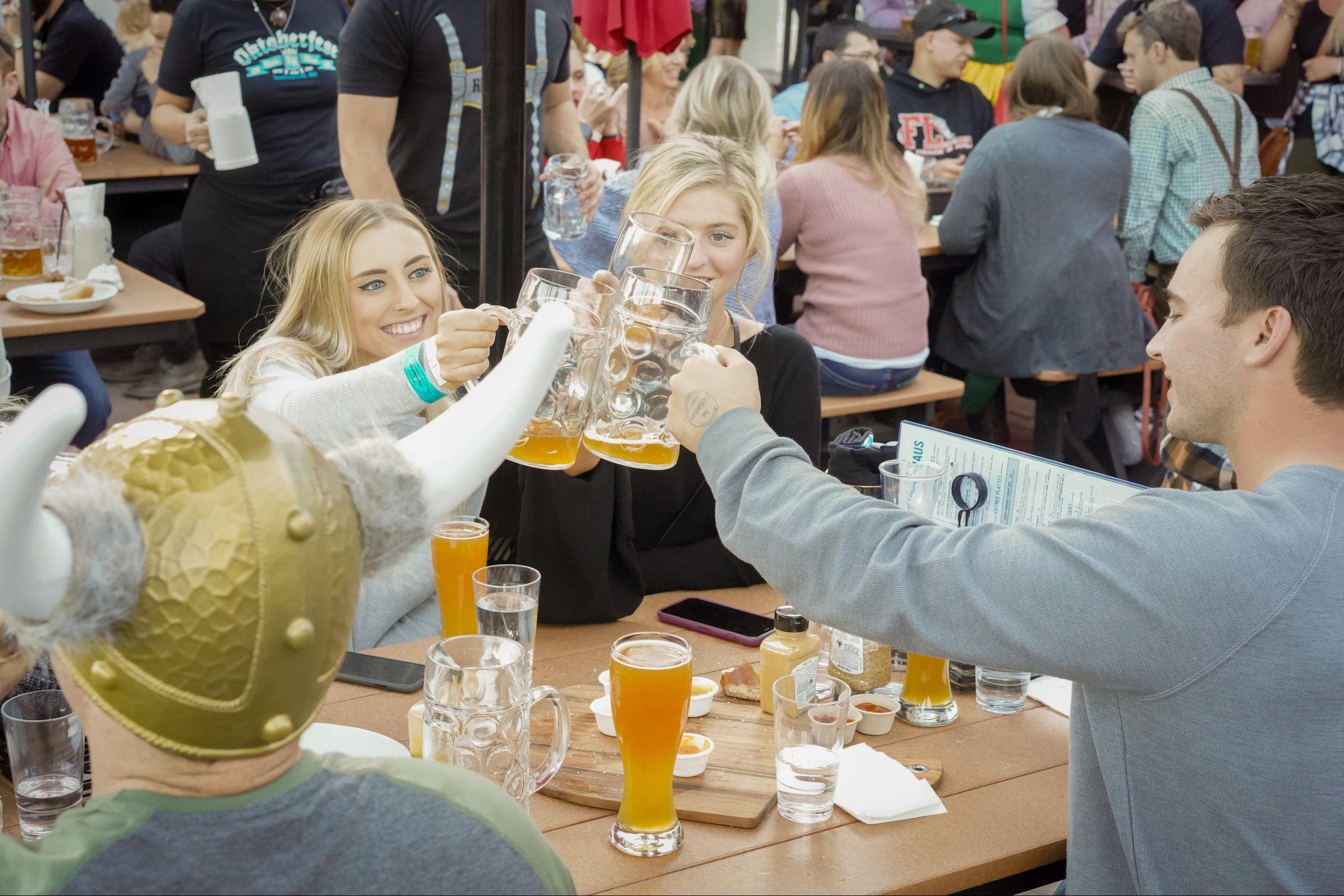 German Bier and Draft Drinks Rhein Haus Leavenworth Restaurant