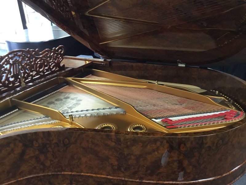 steinway & sons grand piano