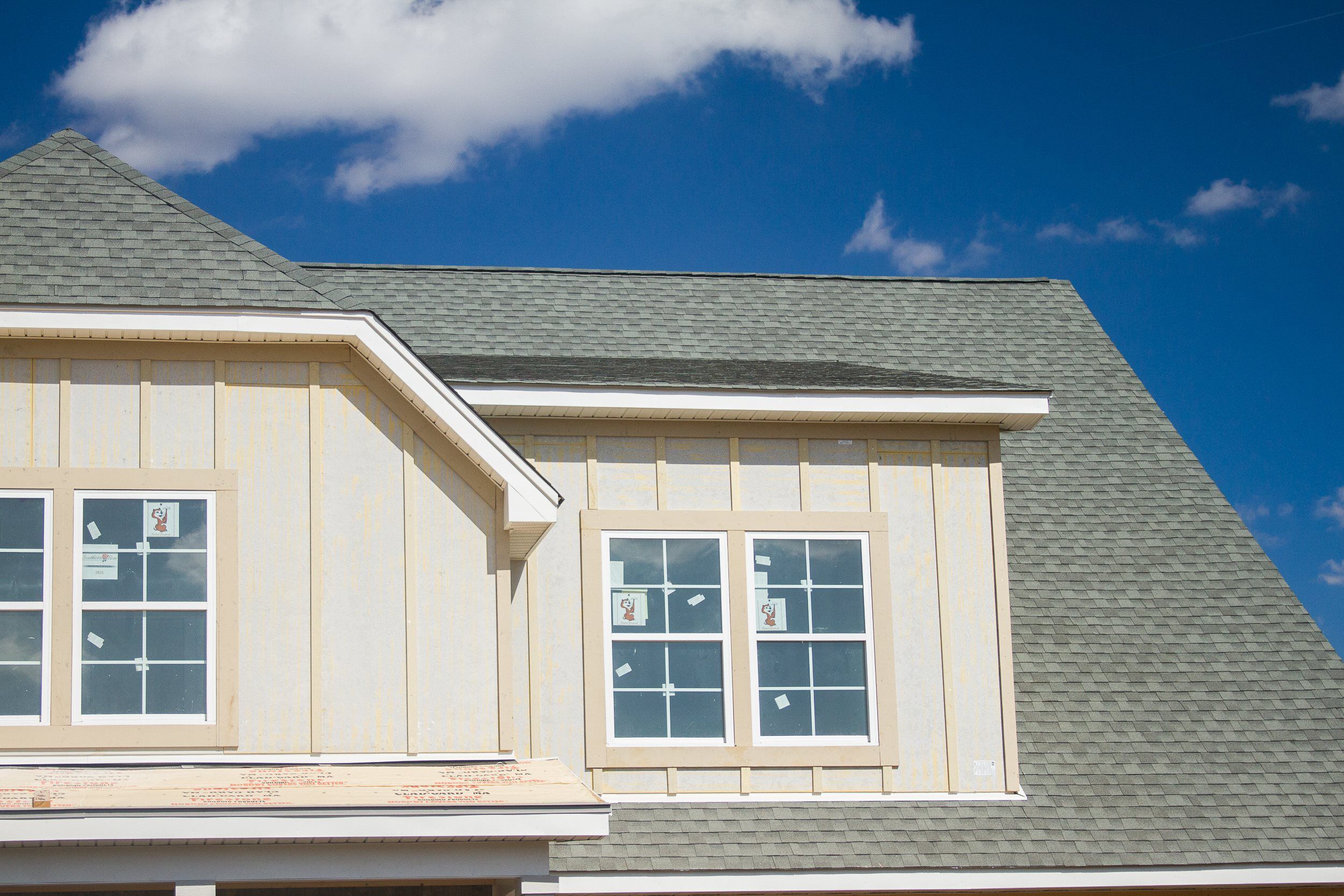 Home Revolution Roofing Inc GAF Certified