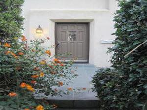 SOLD: 3840 Clayton Avenue