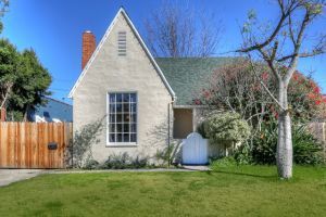 SOLD: 3427 Ferncroft