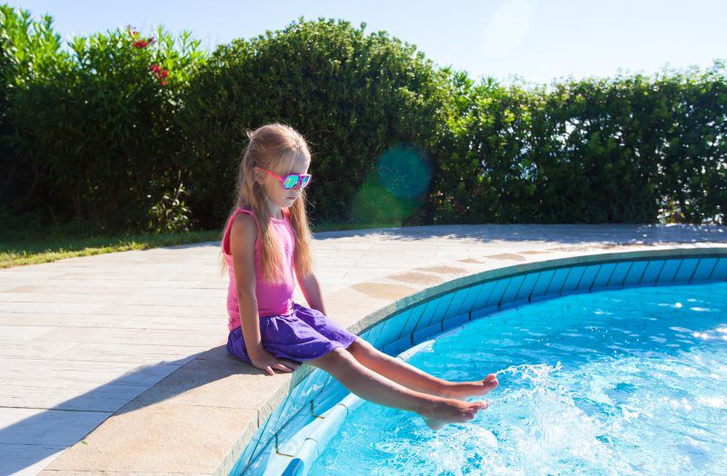 girl kid swimming pool