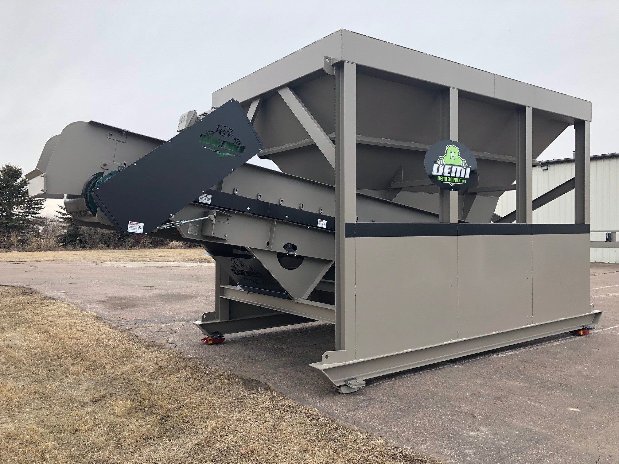 Home Dakota Equipment Manufacturing Inc.