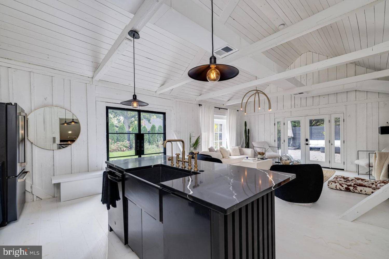 1133 Bishop Meade Road