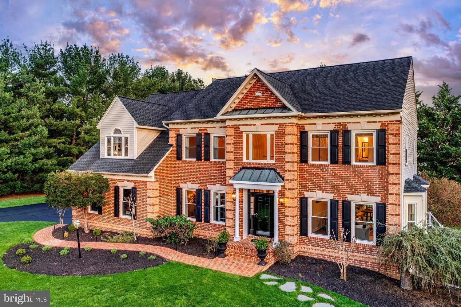 36685 Whispering Oaks Ct